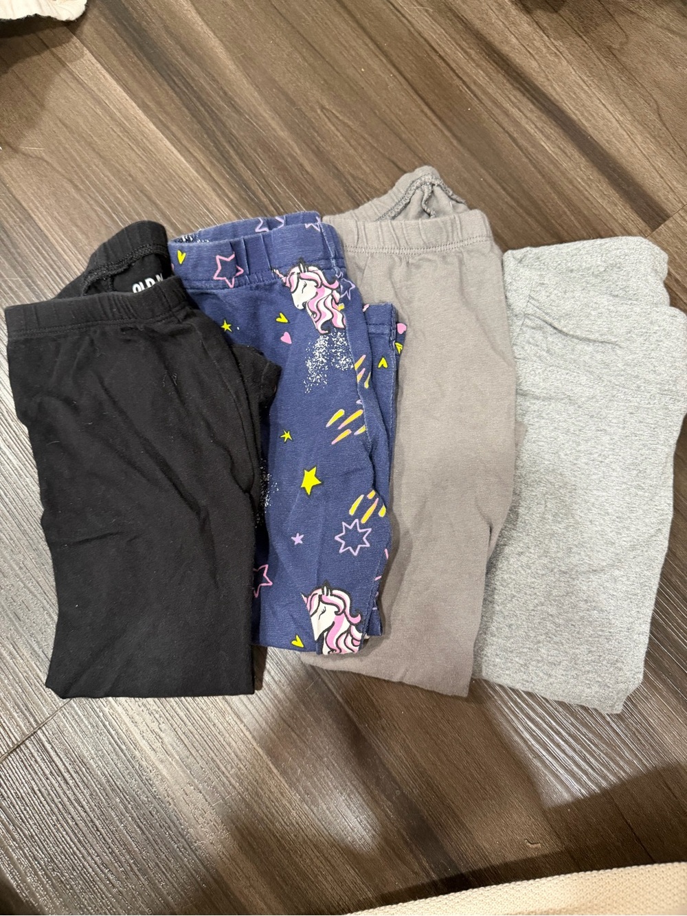 Girls Bundle - 2T - Picture 3 of 6